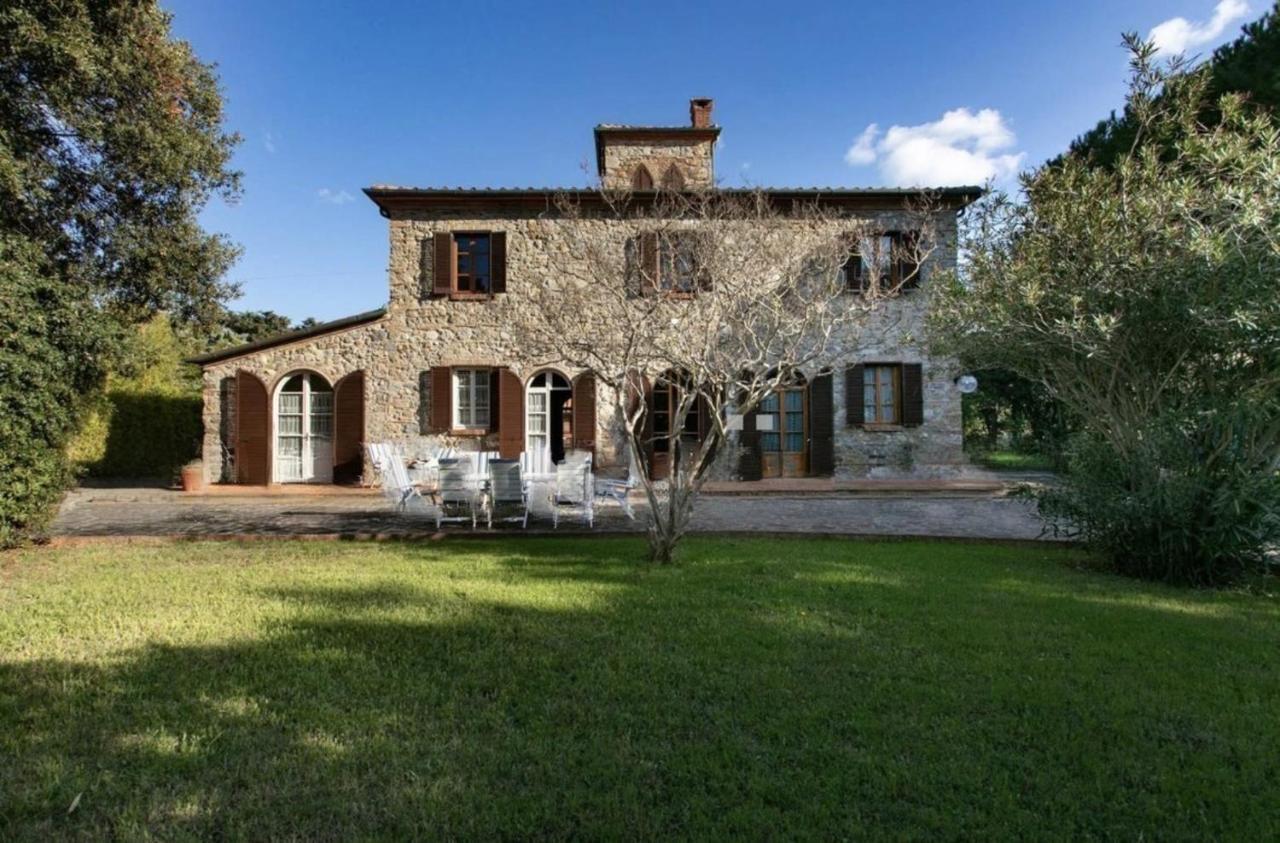 Maison Antoinette San Vincenzo Bagian luar foto
