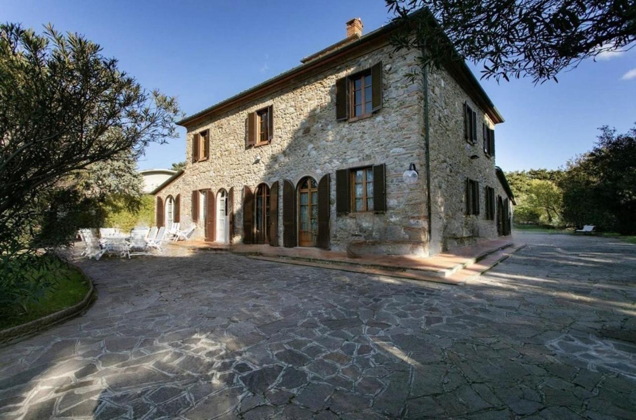 Maison Antoinette San Vincenzo Bagian luar foto