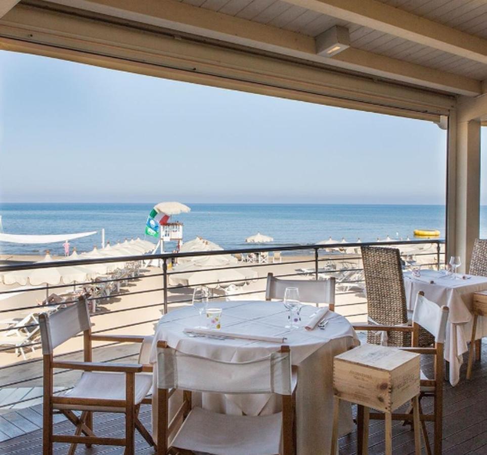 Maison Antoinette San Vincenzo Bagian luar foto